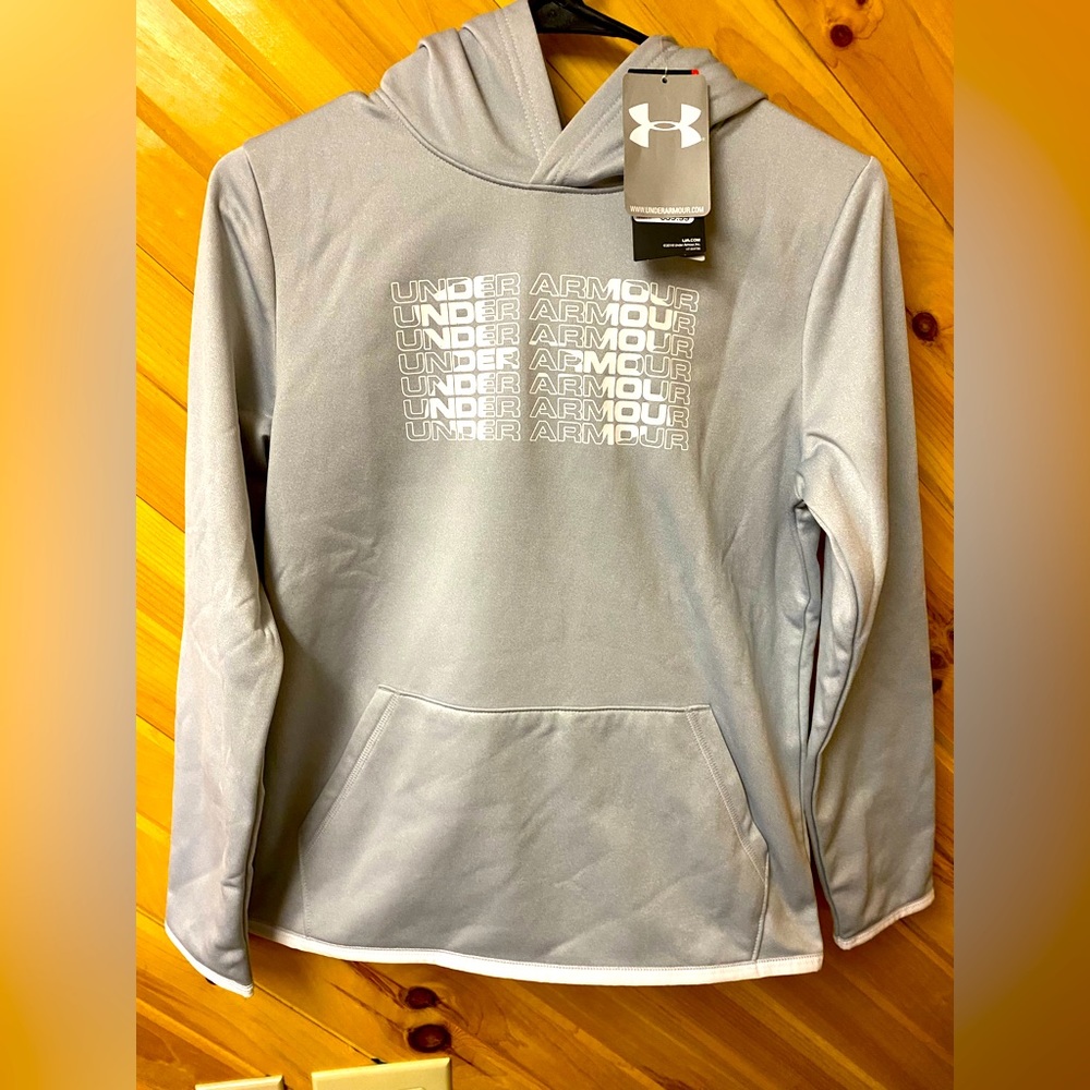 Under Armour Youth Large NEW
